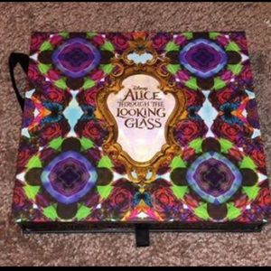 Limited Edition Alice & Wonderland Makeup
